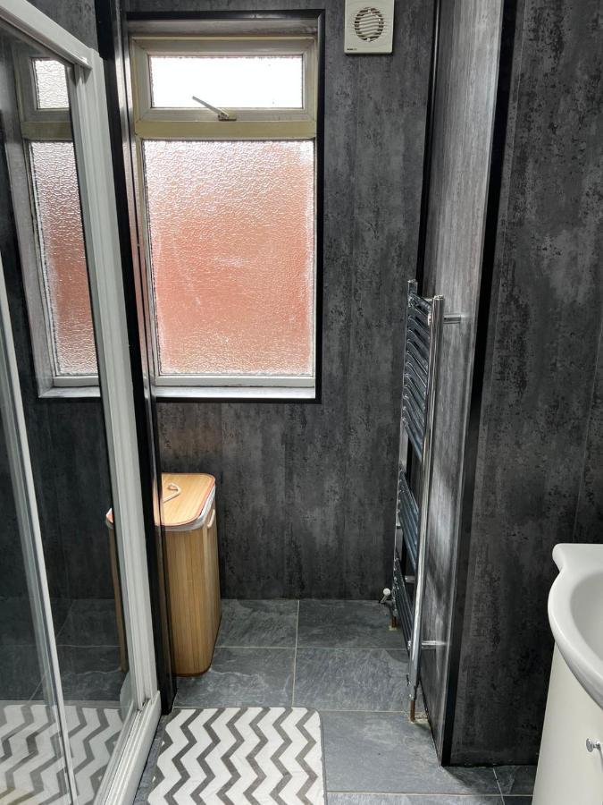 Nuns Moor Fully Equipped Kitchen Free Parking Netflix Apartamento